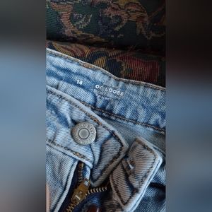 Women's jeans